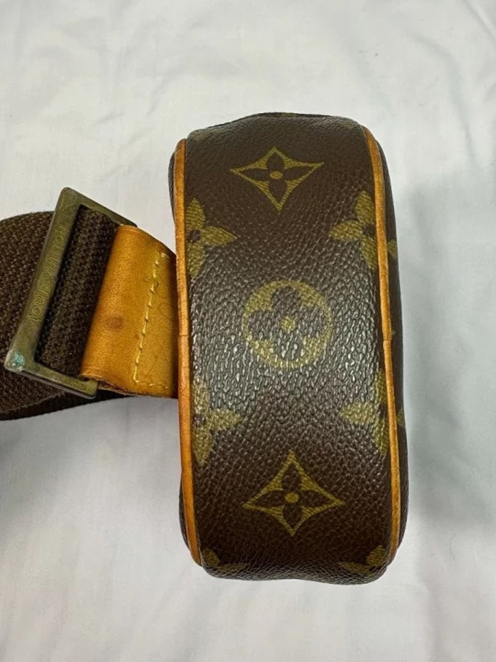 Authentic Louis Vuitton Pochette gange monogram mini belt sling bum bag - Picture 4 of 11